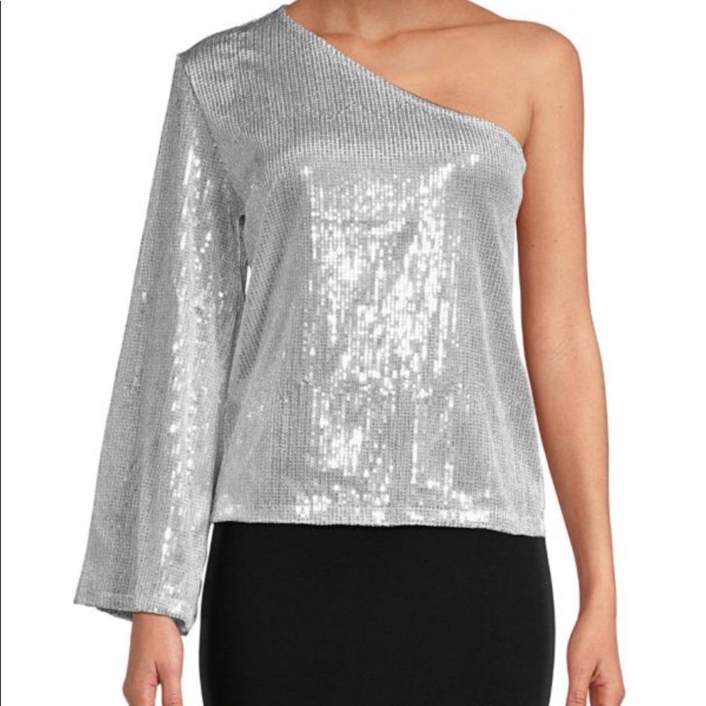 NWT LEA & VIOLA One-Shoulder Sequin Top